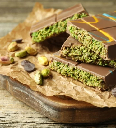 FLASH SALE: Forever Dubai Chocolate Bar